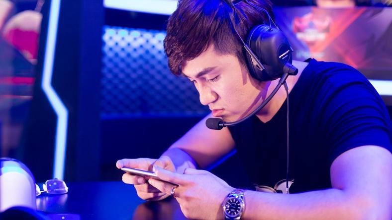 靠着《王者荣耀》火起来的 KPL ,离“大众电竞”的目标有多远?